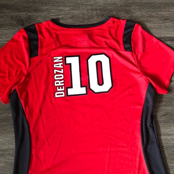 Toronto Raptors Jersey - Picture 4 of 5